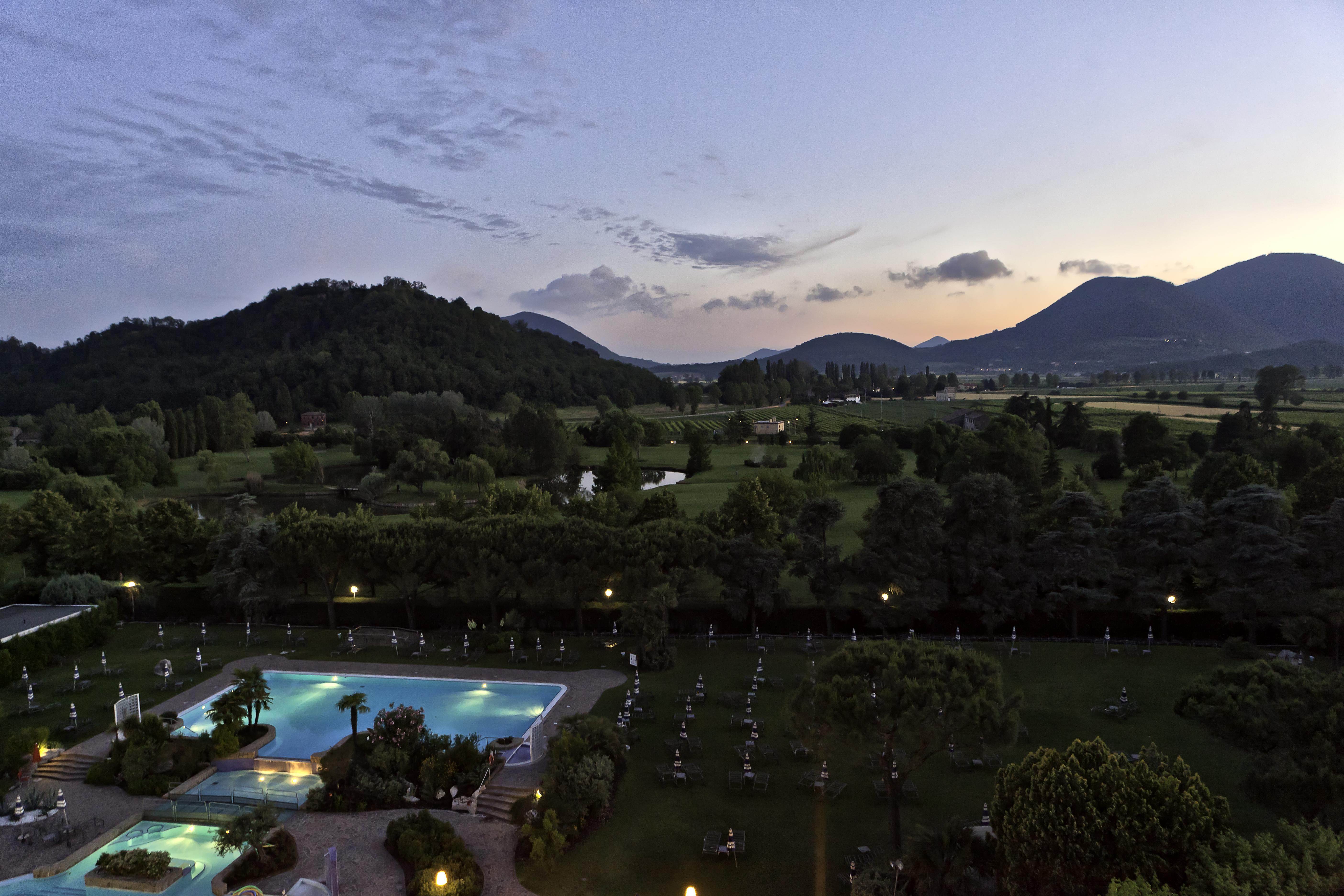 Galzignano Resort Terme & Golf - Hotel Majestic 갈지냐노 외부 사진