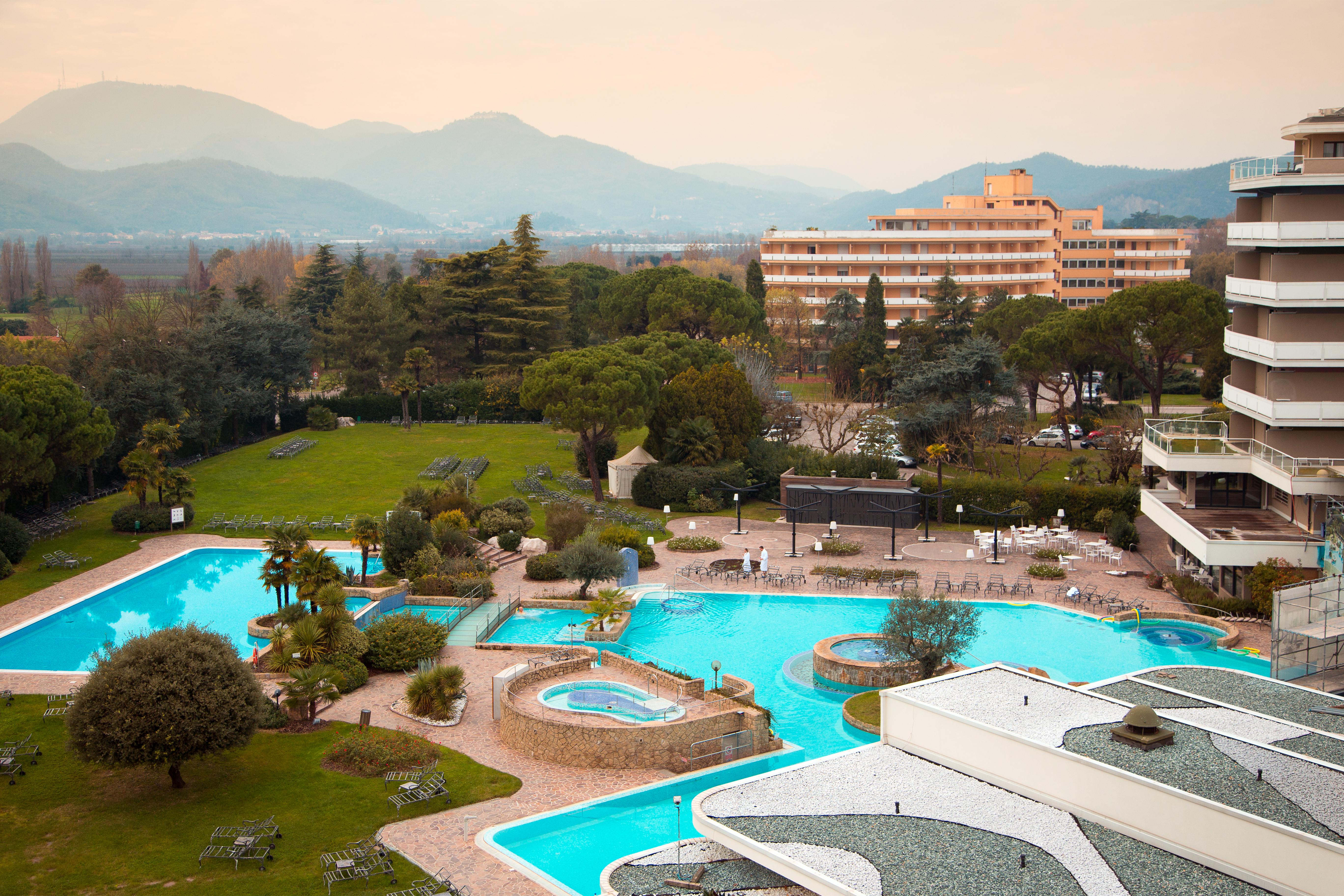 Galzignano Resort Terme & Golf - Hotel Majestic 갈지냐노 외부 사진